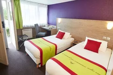 酒店 Kyriad Cambrai