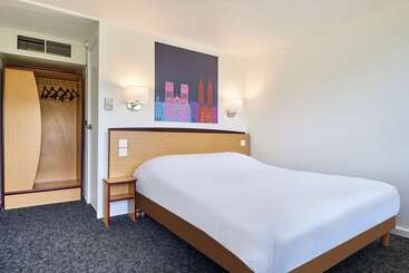 فندق Kyriad Tarbes Bastillac