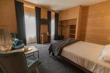 ホテル Le Sacca, Nouvelle équipe