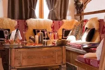 هتل Hôtel Le Sherpa Val Thorens