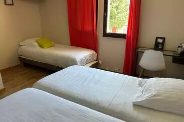 Hotel Le Mas Des Amandiers