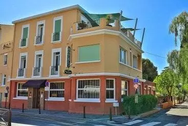 Отель Hôtel Provençal