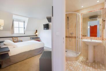 Отель Restaurant Le Dauphin Et Le Spa Du Prieuré