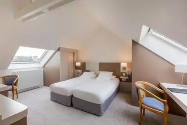 Hotel Restaurant Le Dauphin Et Le Spa Du Prieuré