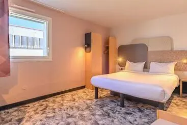 B&b Hotel Versailles Le Chesnay