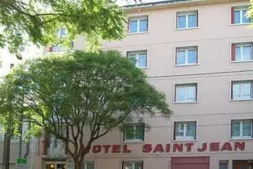 בית מלון כפרי Hôtel Saint Jean