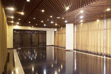 Conquistador Hotel & Conference Center