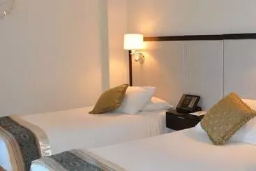 Pegasus Hotel By The Waterfront