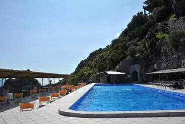 Отель Belvedere