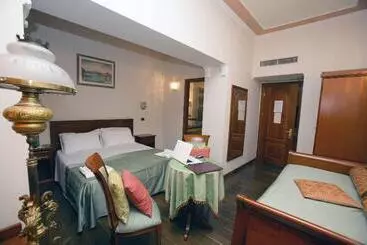 هتل Domus Florentiae