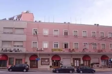 فندق Grande Albergo Abruzzo