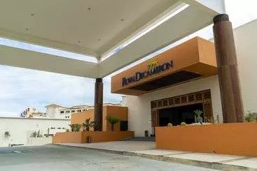 Hotel Grand Decameron Los Cabos, A Trademark All Inclusive Resort