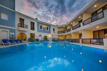 منتجع Pergola Hotel & Spa