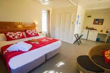 هتل Manuia Beach Resort