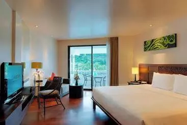 Le Meridien Phuket Beach Resort