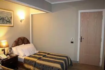 酒店 The New Garden Palace