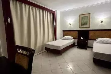 هتل The New Garden Palace