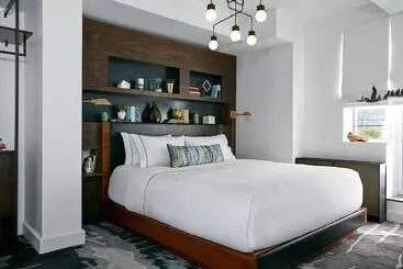 فندق The Renwick