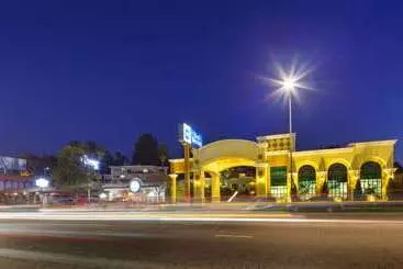 ホテル Best Western Woodland Hills