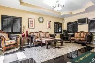 酒店 Quality Inn & Suites Thousand Oaks   Us101