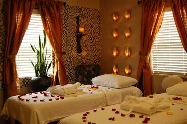 ホテル The Coho Oceanfront Lodge