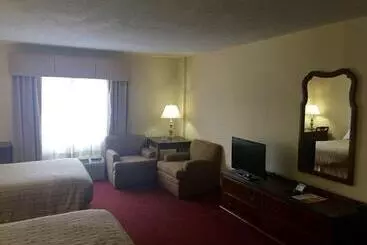 בית מלון כפרי University Inn Duke