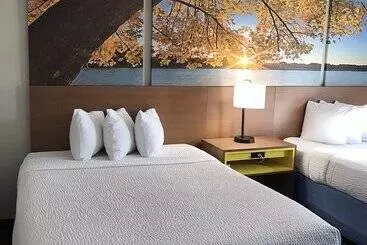 فندق Days Inn By Wyndham International Falls