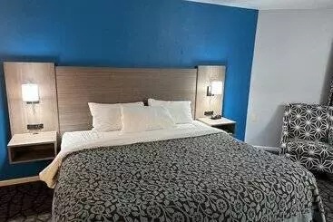 فندق Baymont By Wyndham Manistee