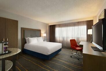 Doubletree By Hilton Hotel Albuquerque