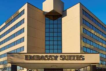 فندق Embassy Suites By Hilton Tysons Corner
