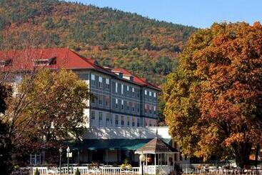 אתר נופש Fort William Henry