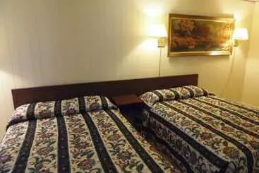 Motelli Glenwood Inn & Conference Center