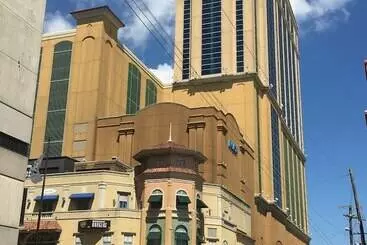 בית מלון כפרי Eldorado Atlantic City Beach Block