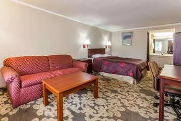 酒店 Knights Inn Farmington Hills