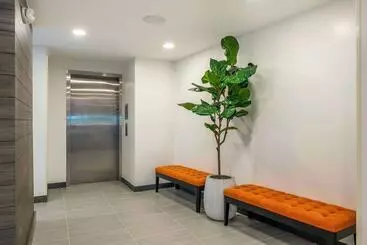 בית מלון כפרי Aiden By Best Western Flagstaff