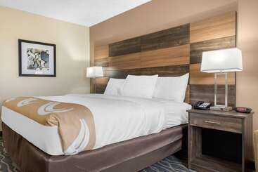 酒店 Quality Inn And Conference Center