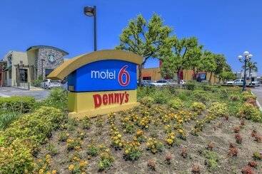 Motel 6 Claremont, Ca