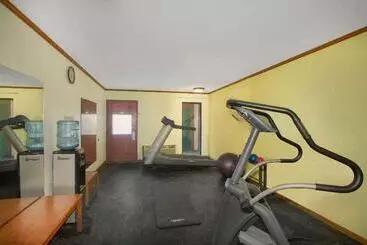 فندق Days Inn By Wyndham Wichita West Near Airport