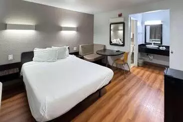 Motel 6 Ontario Airport