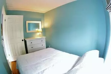 آپارتمان‌های توریست‌ها The Ledges Resort & Marina