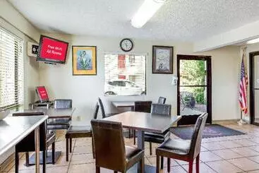 هتل Red Roof Inn Gallup