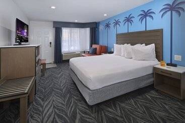 ホテル Tropicana Inn And Suites