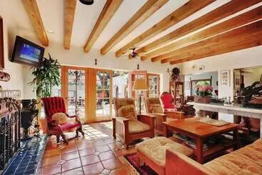 فندق Villa Rosa Inn