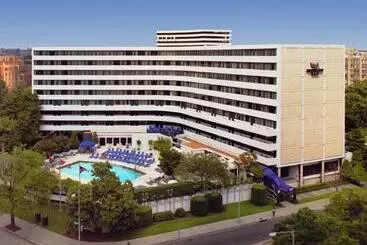 Отель Washington Plaza