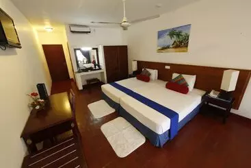 호텔 Catamaran Beach