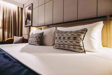 هتل Crowne Plaza Belgrade, An Ihg