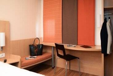 ホテル Ibis Port De Plaisance