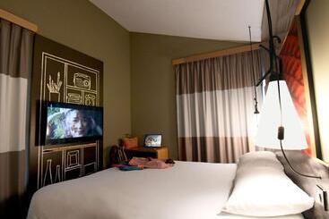 هتل Ibis Nantes Saint Herblain