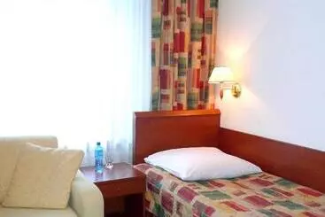 فندق Zajazd Piastowski