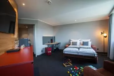 Atlantic Hotel Airport